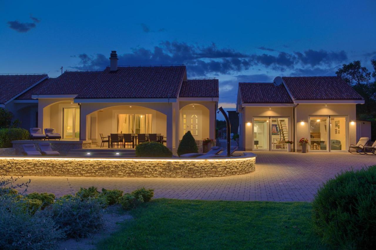 Villa Gardena Vrh  Exterior photo