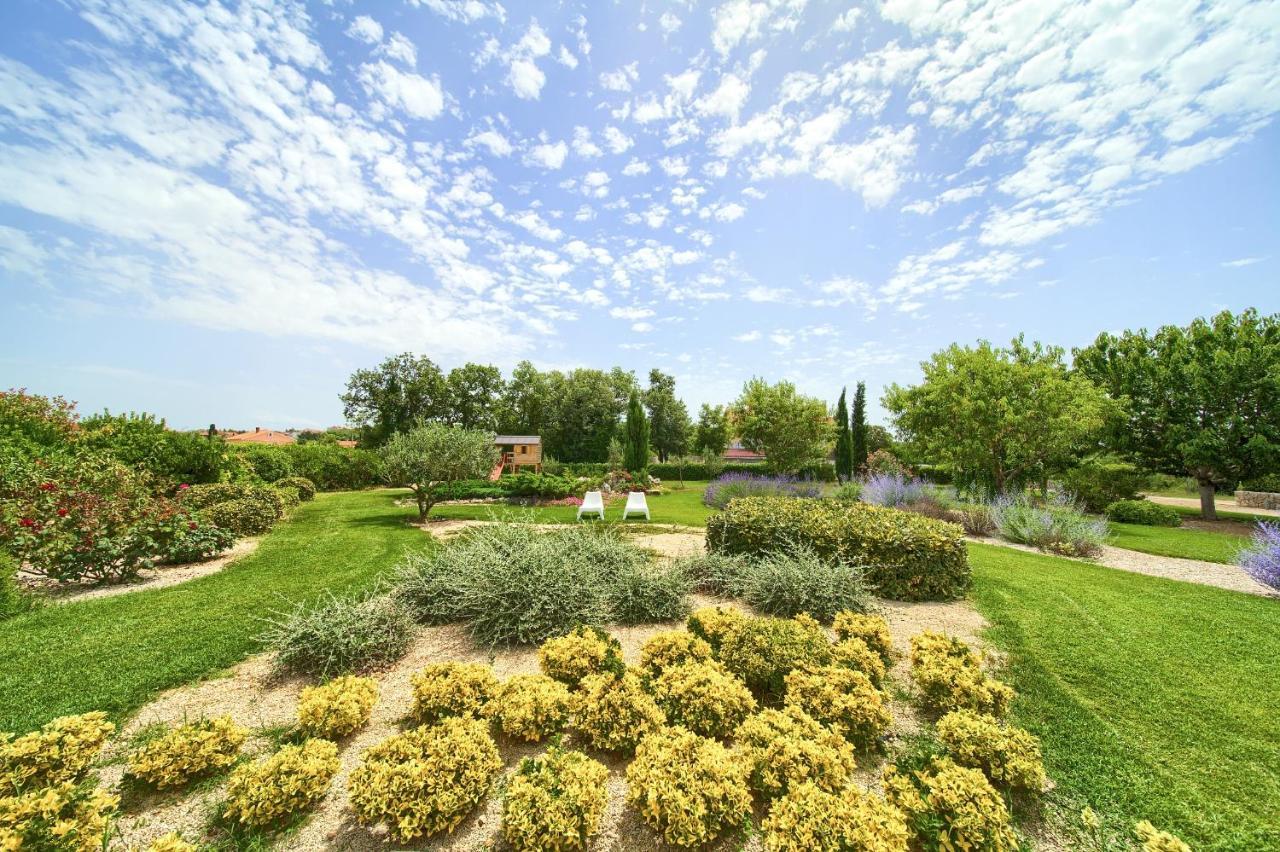 Villa Gardena Vrh  Exterior photo