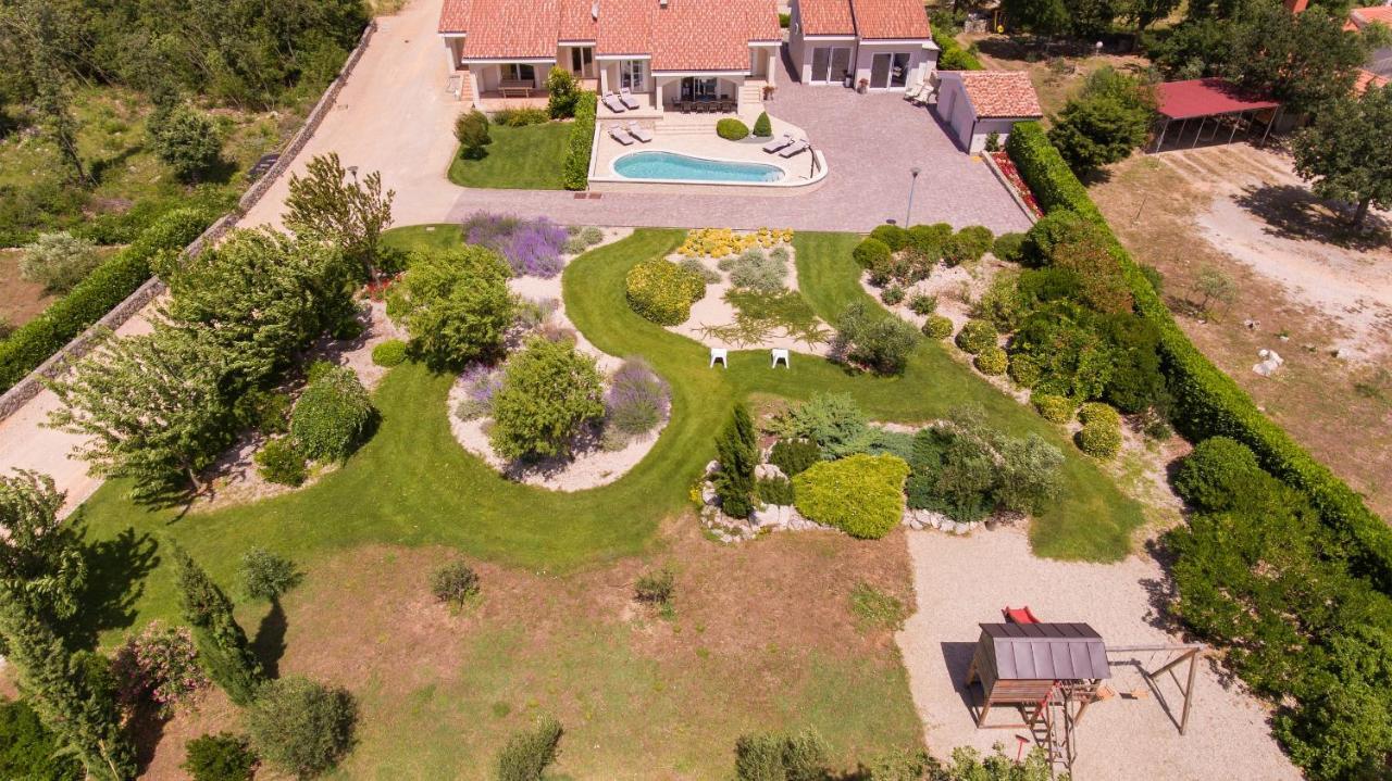 Villa Gardena Vrh  Exterior photo